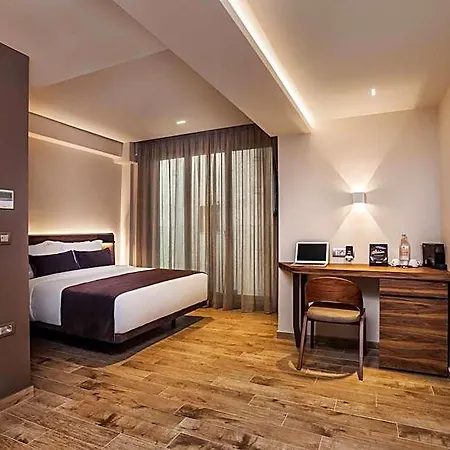 Imperial Urban Smart Hotell 4*