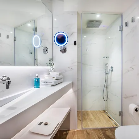 Imperial Urban Smart Hotel 4*