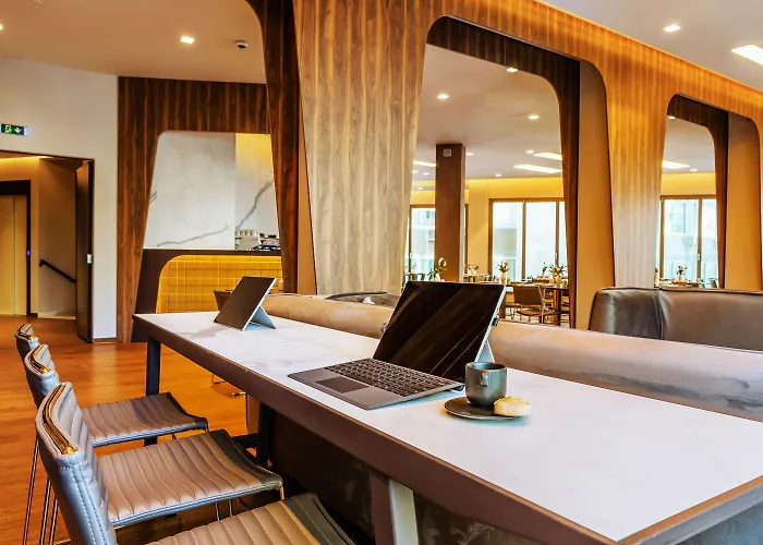 Imperial Urban Smart Hotel 4*
